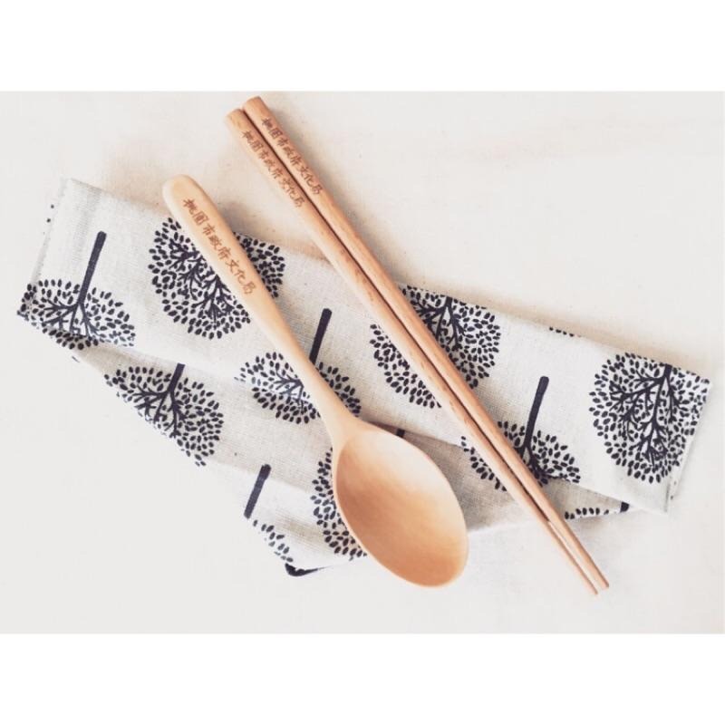 客製雕刻 環保餐具 木餐具 木筷子 木湯匙 環保筷組 婚禮小物 禮贈品 畢業禮物 彌月禮  伴手禮 餐具批發 天然工房-細節圖2