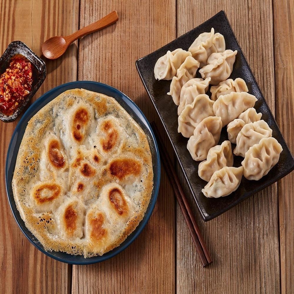 【買一送一】 華得水產 東港手工高麗菜豬肉水餃(50粒/900g/包)-細節圖3