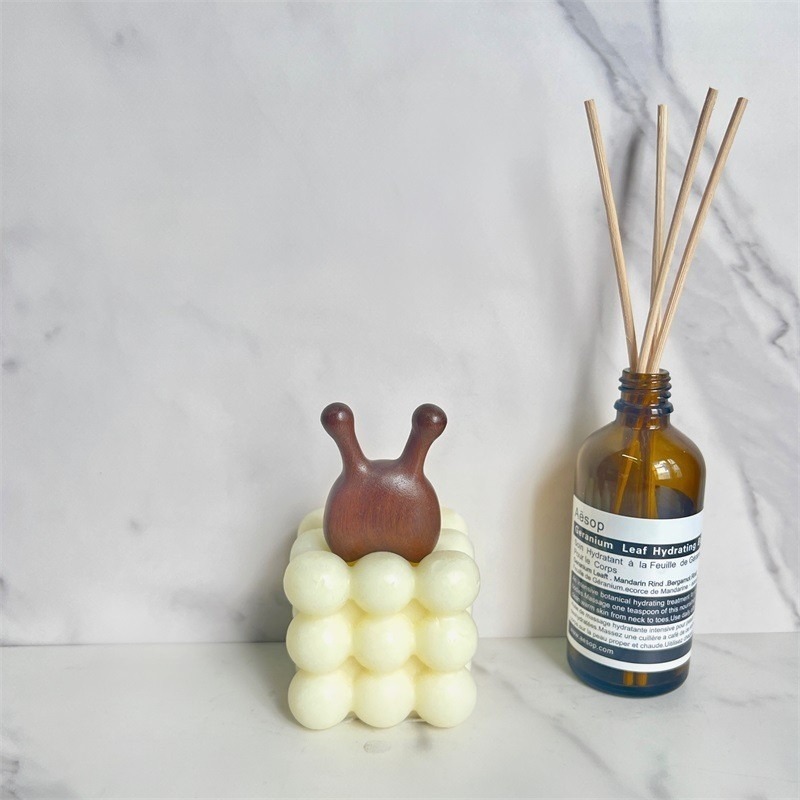 現貨秒出｜檀木鼻樑按摩器 鼻子疏通按摩器 經絡點穴 提拉按摩 撥筋棒 臉部按摩 眼部按摩器｜彤夫人生活百貨-細節圖4