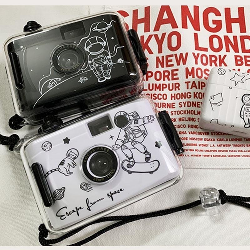 【eYe攝影】全新 太空人 卡通底片相機 LOMO 交換禮物 生日禮物 兒童相機 5米防水 文青相機 135 膠片 軟片-細節圖7