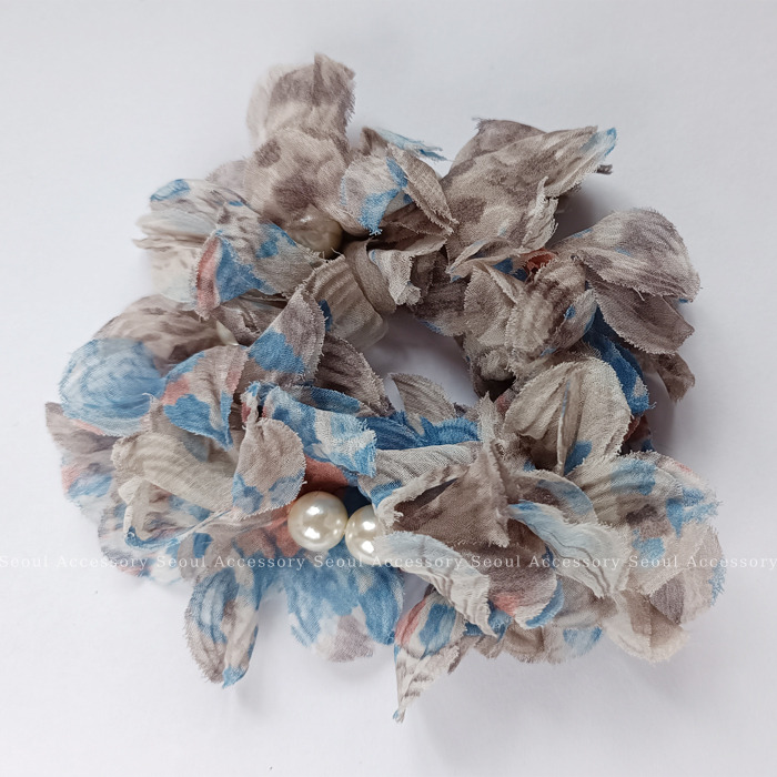 [現貨]首爾飾集 正韓國製 雜誌日系風格珍 珍珠滿滿花瓣 髮束 手環兩用2-16-1-細節圖8