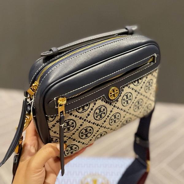 vivian美國代購✨正品 Tory Burch 女生帆布相機包 TB 小方包 女包 側背包 單肩包 斜挎包 斜背包-細節圖3