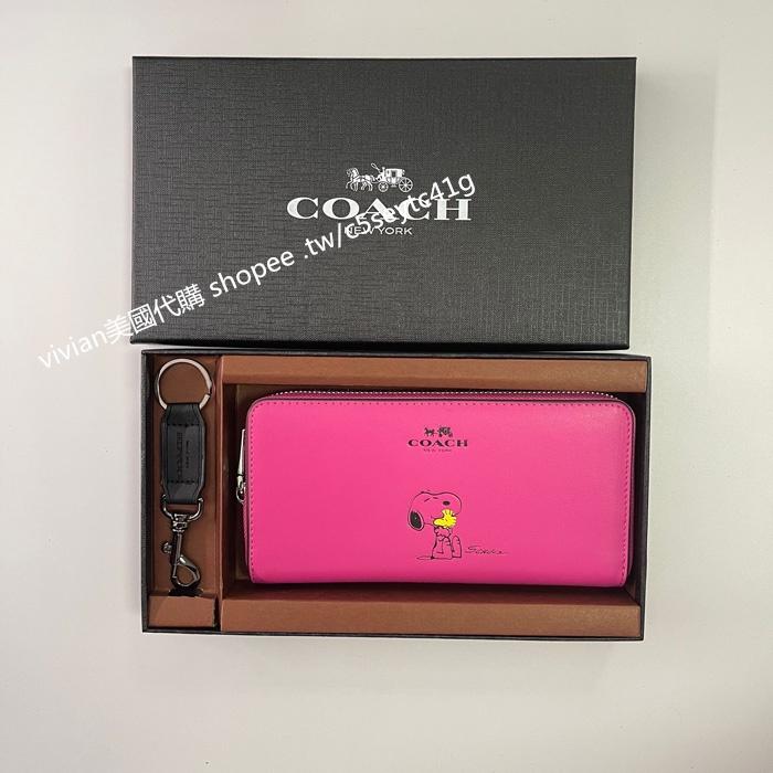 vivian美國代購✨正品 coach 史努比系列錢夾 女生長夾 錢包 禮盒套裝配鑰匙扣 女士錢包 女用皮夾 女皮包-細節圖5
