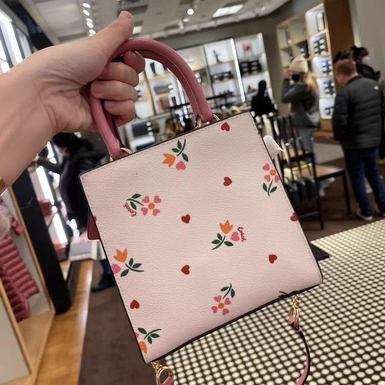 vivian美國代購✨正品 coach 女生手提包 pepper 琴譜包 側背包 斜挎包 C7227 女士皮包 女生包包-細節圖7