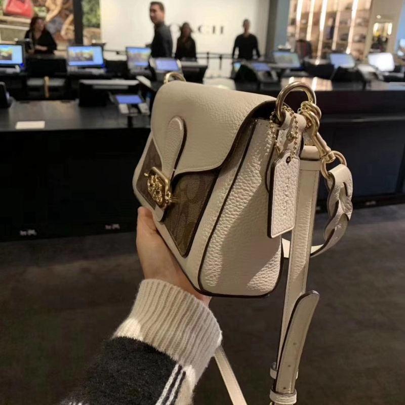 vivian美國代購✨正品 coach 女士 Tabby酒神包 真皮單肩包 翻蓋斜跨包 側背包 拼色復古小方包 女生包包-細節圖8