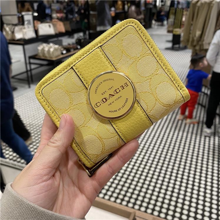 vivian美國代購✨正品 coach 女生錢包Lonnie拉鏈短錢包 錢夾 零錢包 短夾 皮夾 C8323-細節圖6