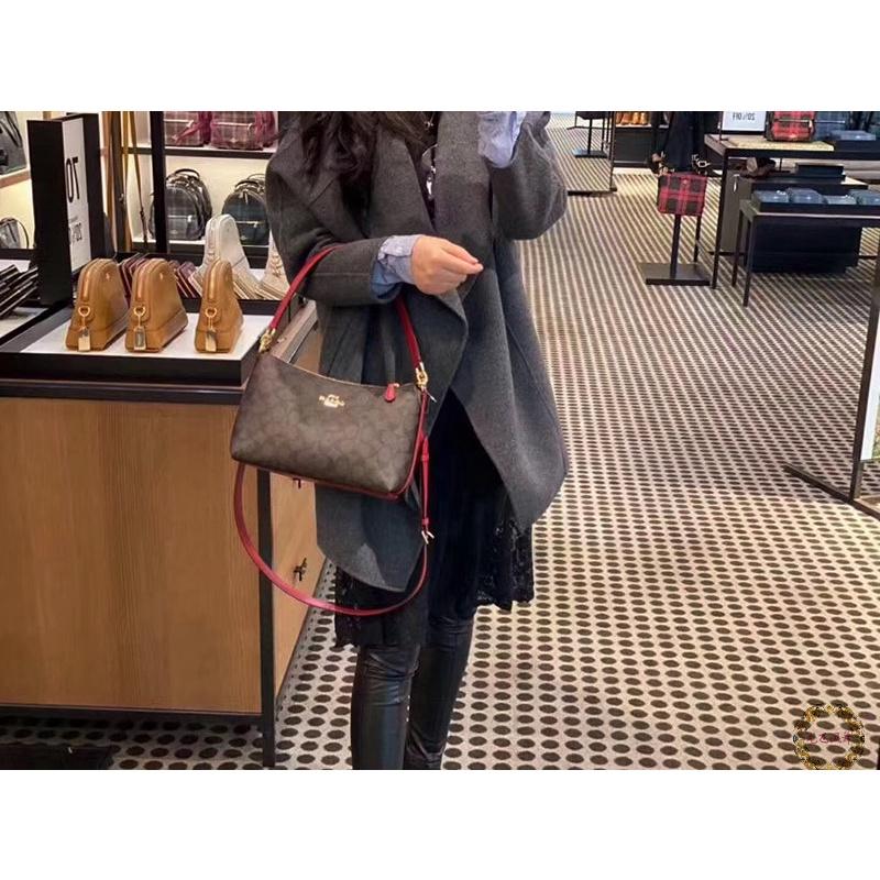 vivian美國代購✨正品 coach 女生包包 半月包 月牙包 Lewis 側背包  F85696 附購證禮品袋-細節圖4