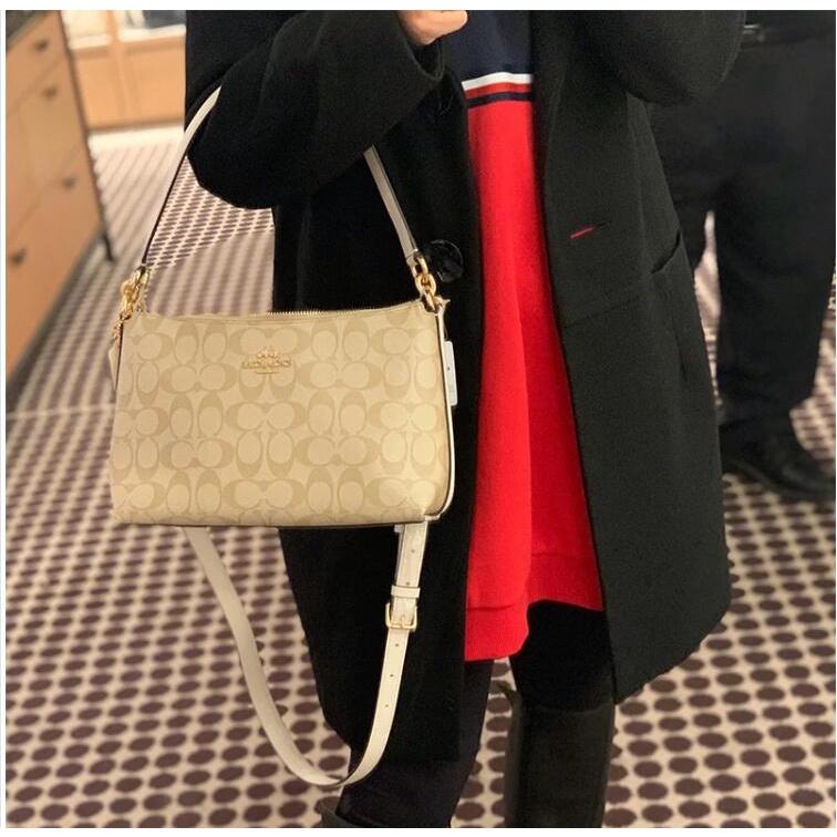 vivian美國代購✨正品 coach 女生包包 半月包 月牙包 Lewis 側背包  F85696 附購證禮品袋-細節圖6