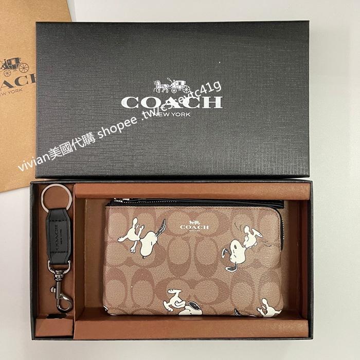vivian美國代購✨正品 coach 馬車logo零錢包 零錢袋手機包 C4466 禮盒套裝配鑰匙扣 女生錢包 女皮包-細節圖4