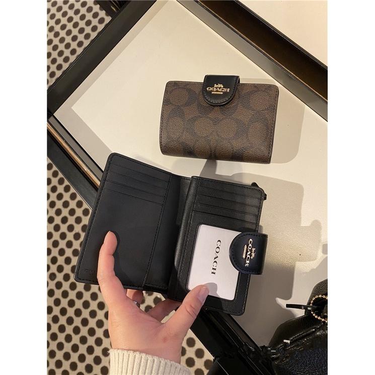 vivian美國代購✨正品 coach 女生小短夾 女生按扣對折中夾 防刮錢包皮夾 C0082女生皮包 女生錢包-細節圖2