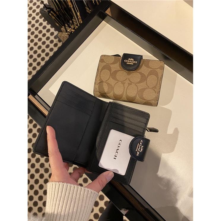 vivian美國代購✨正品 coach 女生小短夾 女生按扣對折中夾 防刮錢包皮夾 C0082女生皮包 女生錢包-細節圖4