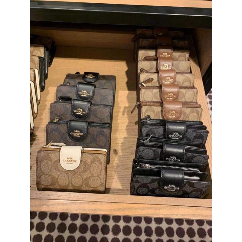 vivian美國代購✨正品 coach 女生小短夾 女生按扣對折中夾 防刮錢包皮夾 C0082女生皮包 女生錢包-細節圖6