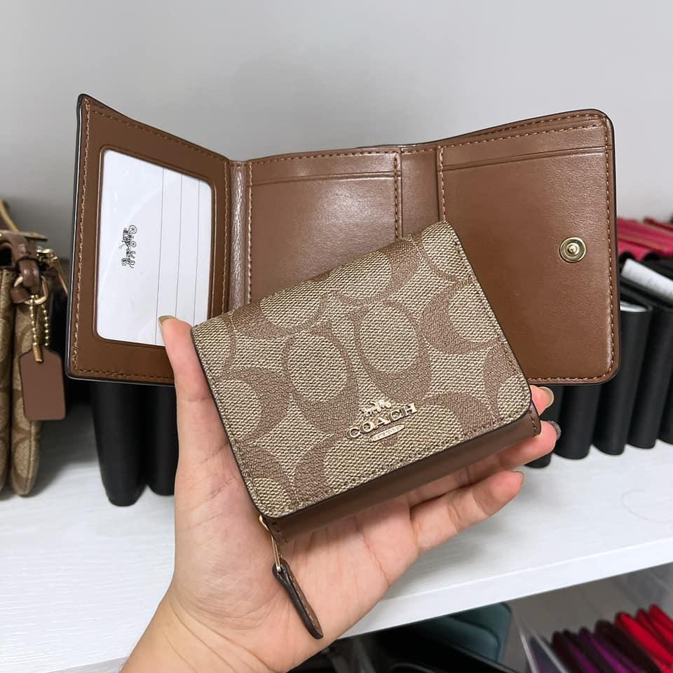 vivian美國代購✨正品 coach 女生短夾 錢包 皮夾 真皮防刮三折經典老花短款錢包 真皮零錢袋 F41302-細節圖3