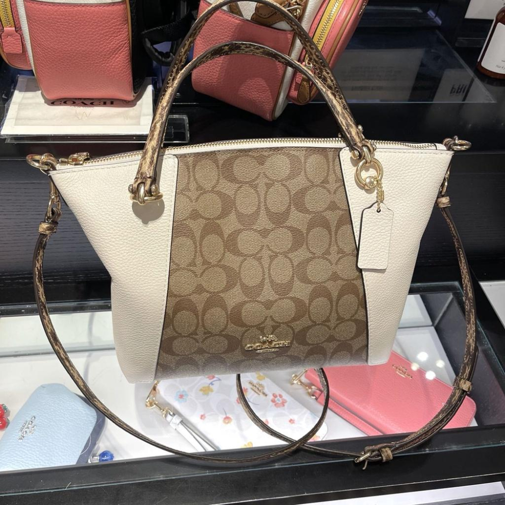 vivian美國代購✨正品 coach 女士餃子包 水餃包 女生包包 手提包 側背包 C6230-細節圖7