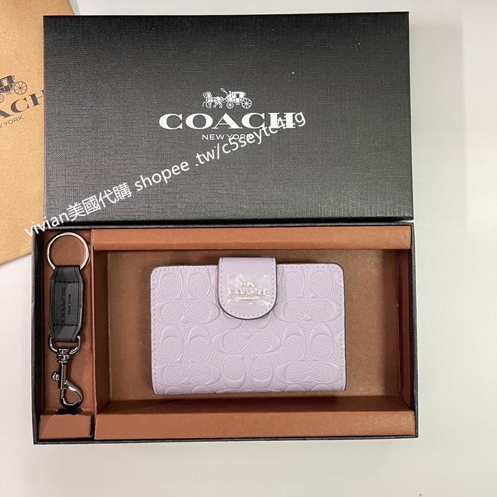 vivian美國代購✨正品 coach真皮浮雕女士拉鍊對折中短夾 禮盒套裝配鑰匙扣 C5896 女生錢包 女用短夾 中夾-細節圖3