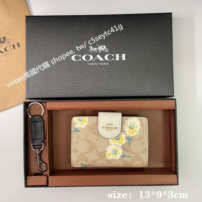 vivian美國代購✨正品 coach真皮浮雕女士拉鍊對折中短夾 禮盒套裝配鑰匙扣 C5896 女生錢包 女用短夾 中夾-細節圖6
