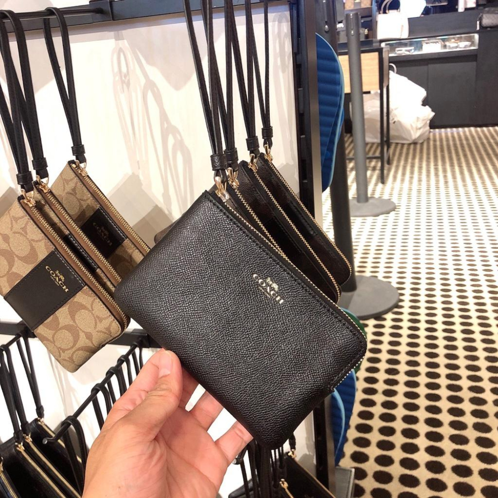 vivian美國代購✨正品 coach 女錢包 女士手腕包 零錢包 女生零錢包 拉鏈錢包鑰匙包 女夾手抓包 小錢包-細節圖6