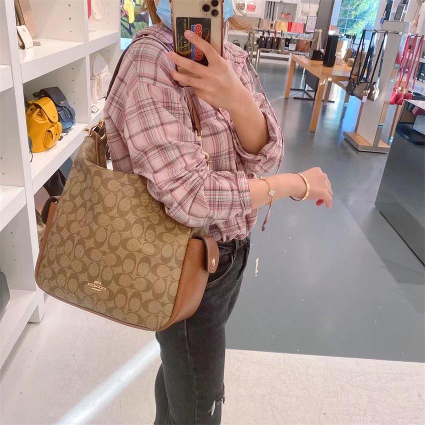 vivian美國代購✨正品 coach 女生牛皮水桶包 PENNIE單肩包 手提包 c1523 女生包包-細節圖3