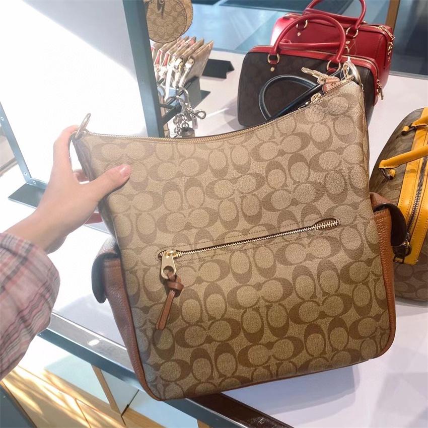 vivian美國代購✨正品 coach 女生牛皮水桶包 PENNIE單肩包 手提包 c1523 女生包包-細節圖9