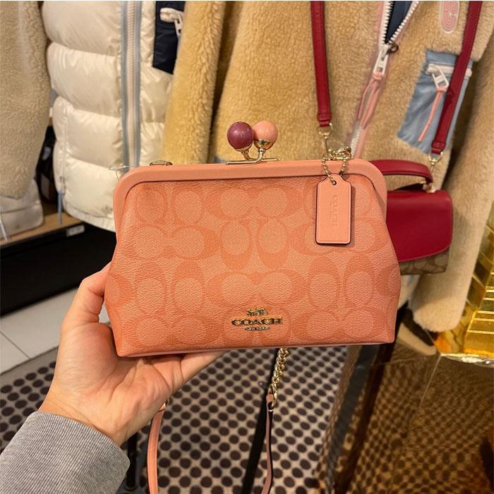 vivian美國代購✨正品 coach 女士吻鎖包 純色/印花單肩斜背包 時尚女包 1451/1452 女生包包-細節圖8