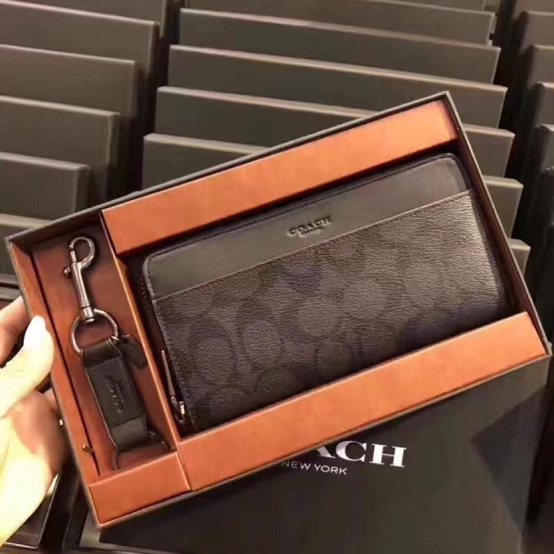 vivian美國代購✨正品 coach 男士長夾 鑰匙扣禮盒套裝 真皮長夾 長皮夾 錢包 皮夾 精美組合 男皮包-細節圖2