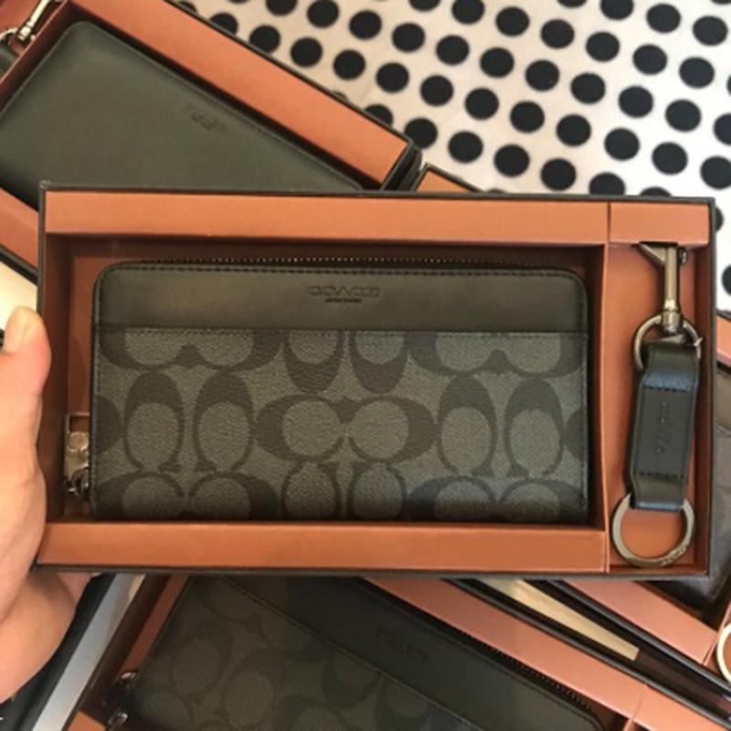 vivian美國代購✨正品 coach 男士長夾 鑰匙扣禮盒套裝 真皮長夾 長皮夾 錢包 皮夾 精美組合 男皮包-細節圖3