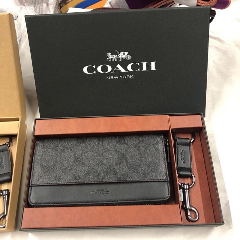 vivian美國代購✨正品 coach 男士長夾 鑰匙扣禮盒套裝 真皮長夾 長皮夾 錢包 皮夾 精美組合 男皮包-細節圖4