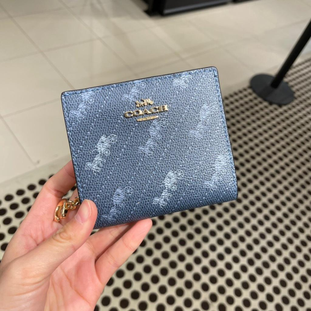 vivian美國代購✨正品 coach 女短夾 防刮對開扣式女士錢夾 女生錢包 短款皮夾 F73867 女用皮包-細節圖4