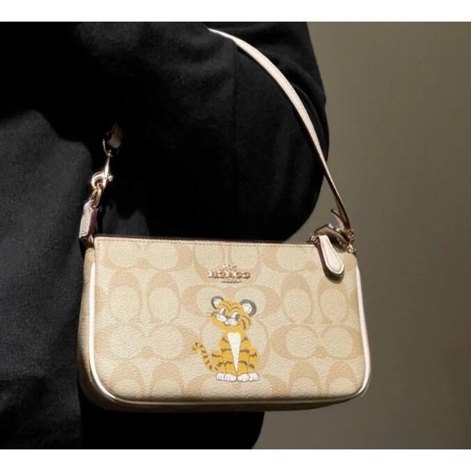 vivian美國代購✨正品 coach 女士麻將包 新款老虎斜挎包 側背包 小方包 F691 C7699 女生包包-細節圖3