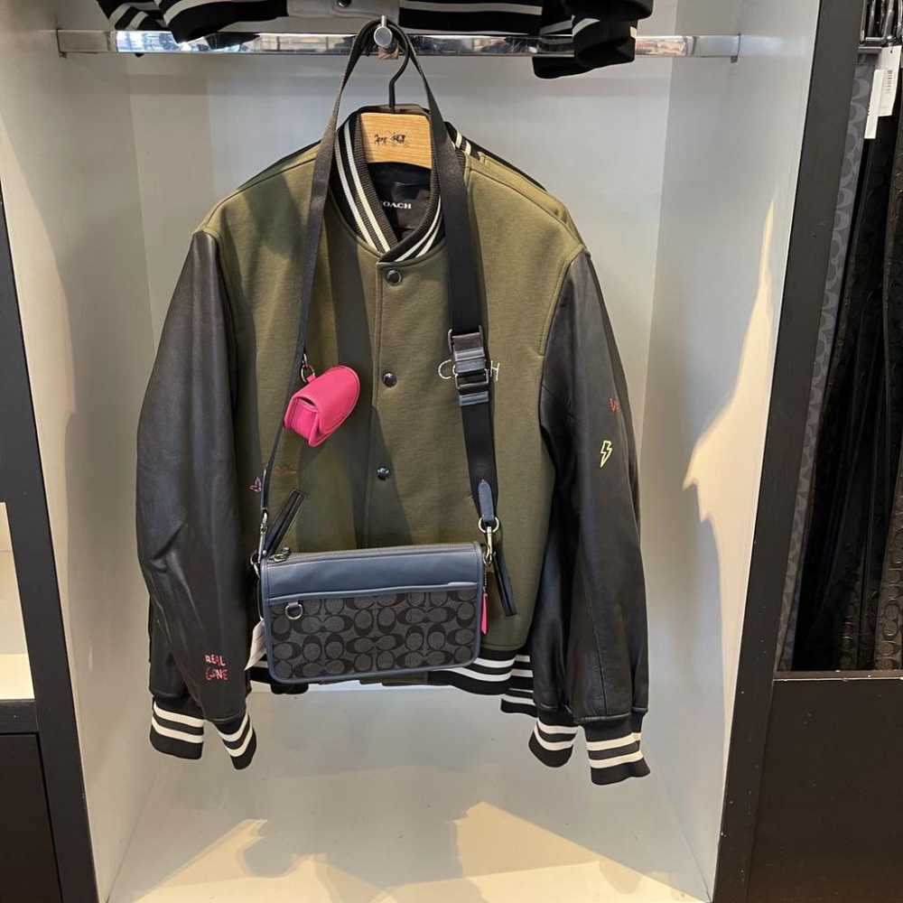 vivian美國代購✨正品 coach 斜挎包 男包 二合一老花拼色heritage 多功能側背包 8141-細節圖5