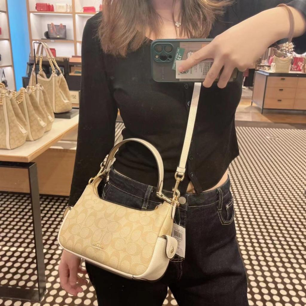 vivian美國代購✨正品 coach 女士腋下包 麻將包 Pennie新款女生包包 側背包 c7223-細節圖3