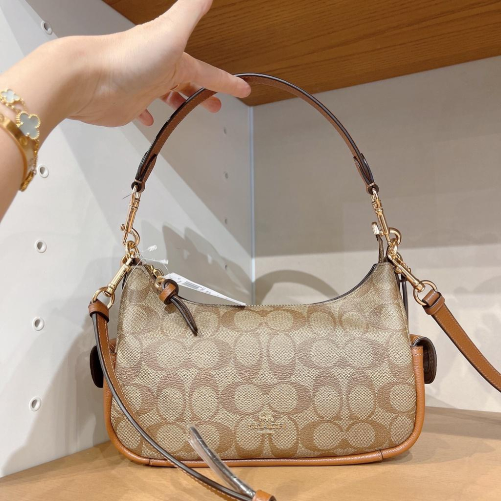 vivian美國代購✨正品 coach 女士腋下包 麻將包 Pennie新款女生包包 側背包 c7223-細節圖7