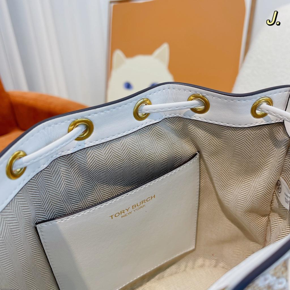 vivian美國代購✨正品 Tory Burch 女士提花水桶包 女包 TB單肩包 斜挎包 手提包 側背包 多功能呢時尚-細節圖6