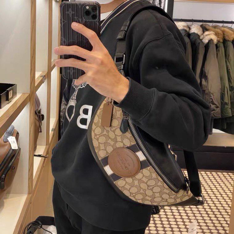 vivian美國代購✨正品 coach 腰包 胸包 經典百搭單肩包 男女通用斜挎包 側背包 48740/48741-細節圖4