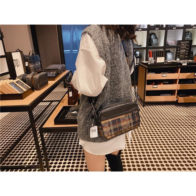 vivian美國代購✨正品 coach 相機包 小方包 單肩側背包 斜挎包 F50715 F89917 附購證禮品袋-細節圖7