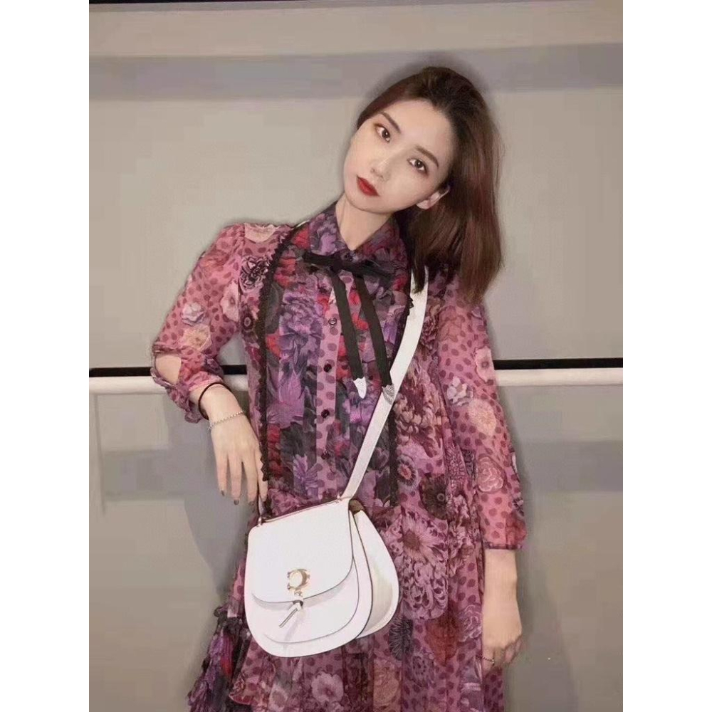 vivian美國代購✨正品 coach 女士馬鞍包 小豬包 Saddle 側背包 附購證禮品袋 女生包包-細節圖5