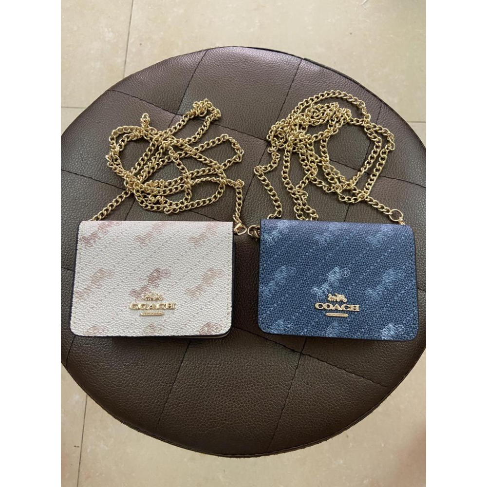 vivian美國代購✨正品 coach女士鏈條單肩包 mini斜挎包 錢夾 馬車印花logo側背包 c4477 女生包包-細節圖2