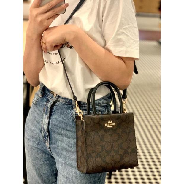 vivian美國代購✨正品 coach  新款 CALLY 女生磁釦手提包 側背包 mini斜挎包 C5693 女生包包-細節圖4