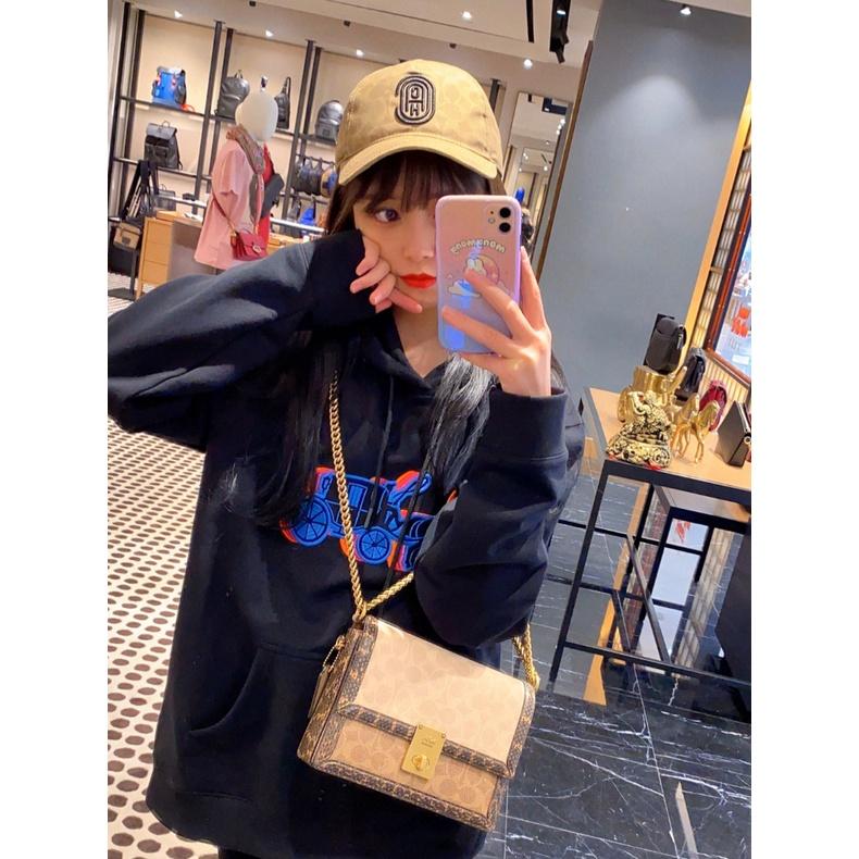 vivian美國代購✨正品 coach 女士鏈條單肩包 側背包 風琴包 哈頓包 F73937 附購證禮品袋 女生包包-細節圖8