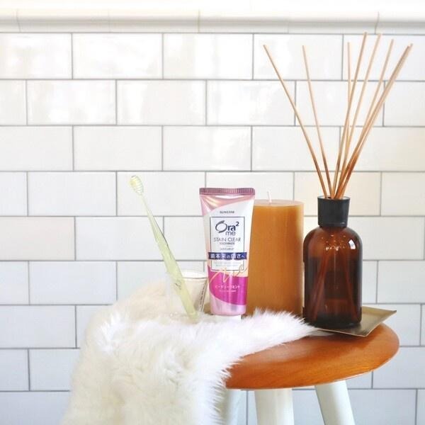 日本 Ora2 me 淨白無瑕牙膏140g 蜜桃薄荷香 SUNSTAR 愛樂齒 三詩達官方直營-細節圖2