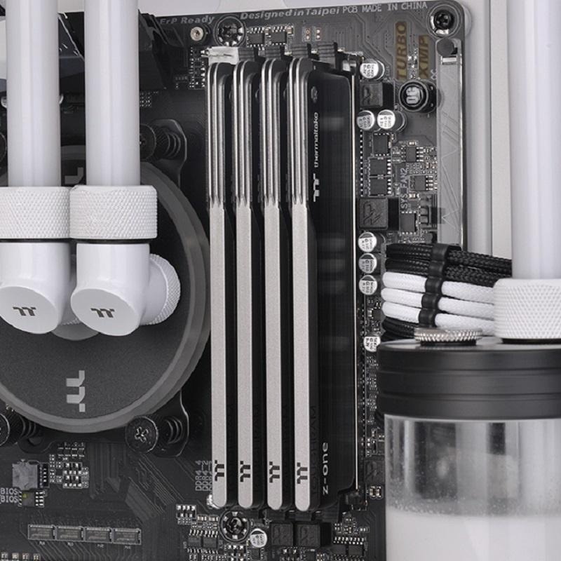 米特3C數位–曜越 鋼影 TOUGHRAM Z-ONE記憶體 DDR4 3200MHz/3600MHz 8GBx2/黑色-細節圖4