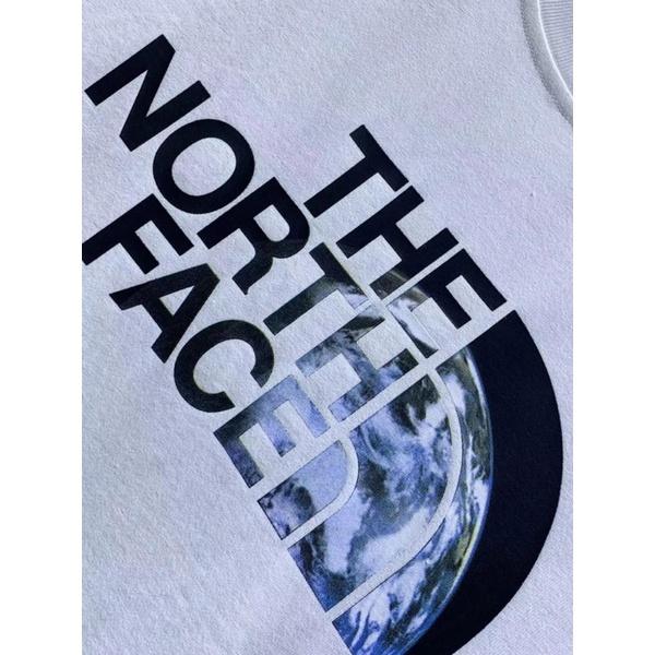 現貨～The North Face 紀念地球日 🌍  北面 北臉 短袖 休閒 T恤 上衣-細節圖8