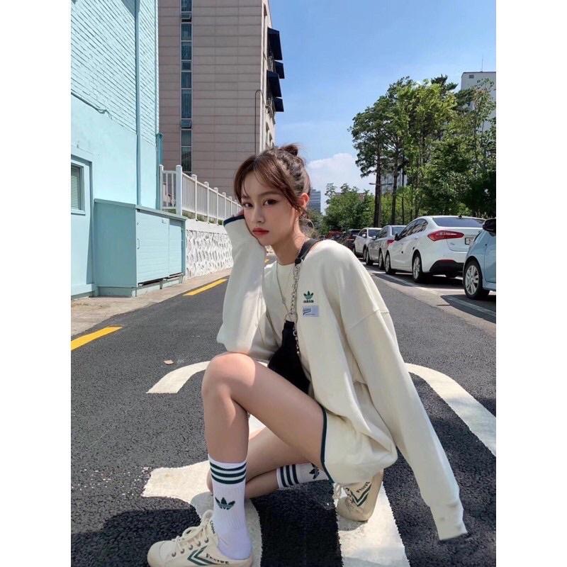 現貨L XL奶白色 adidas original 標籤 三葉草  刺繡 簡約 滾邊  長袖 衛衣 大學-細節圖5