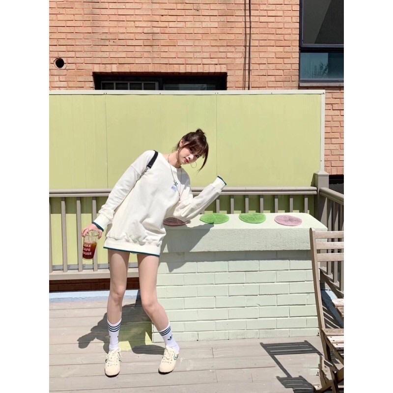 現貨L XL奶白色 adidas original 標籤 三葉草  刺繡 簡約 滾邊  長袖 衛衣 大學-細節圖9