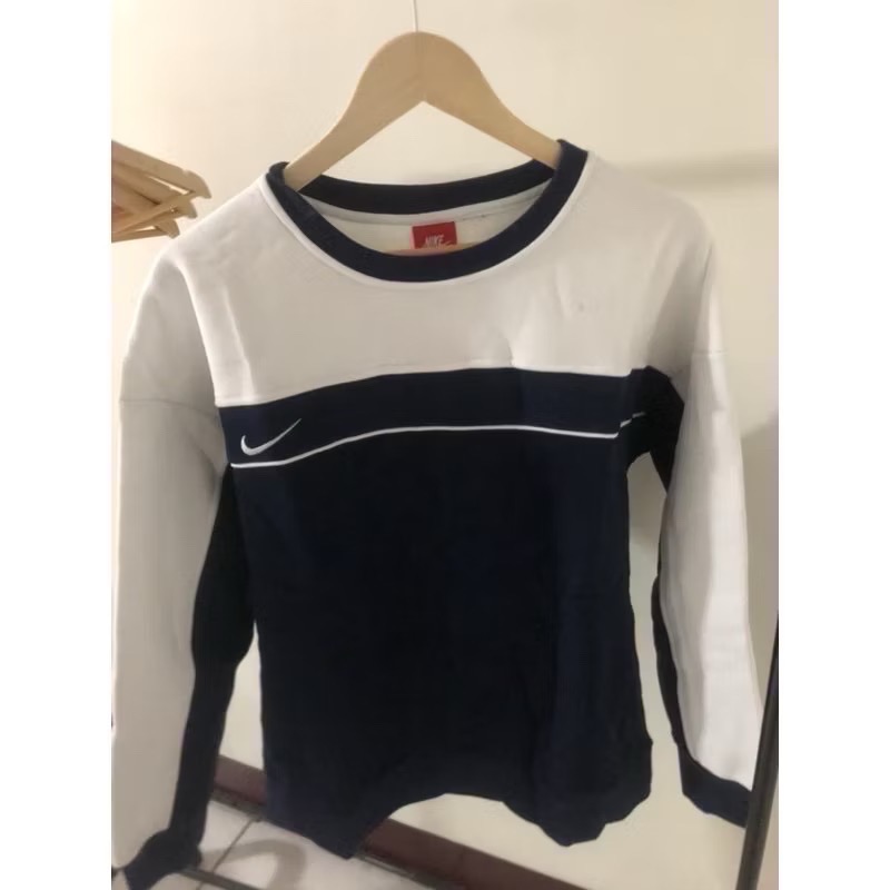 現貨 深藍NIKE 90s vintage sweatshirt 刺繡 小LOGO 小勾 拼色 長袖 衛衣 大學T-細節圖5