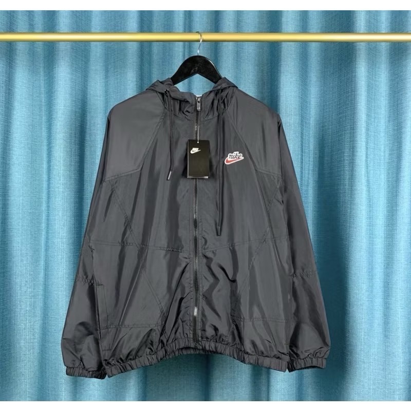 現貨黑XL XXL Nike 三色 拼接 拼色 撞色 刺繡小標 防風 夾克 外套-細節圖2