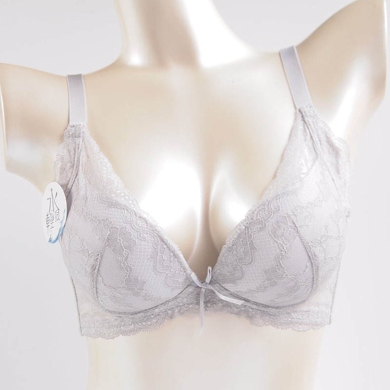 類似蕾黛絲的真水胸罩 水袋內衣。輕軟鋼圈 集中舒適 側邊加高 穩定 防外擴副乳。A.B罩8870 新款上市-細節圖4