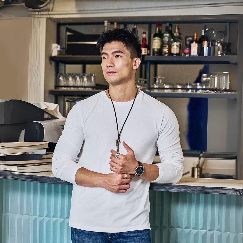 ◖24H快速出貨◗ TAICHI素T| 馬洛里 | 熱門款彈力袖口修飾胸線男生長袖素T恤(重磅/大尺碼/厚磅高磅-細節圖4