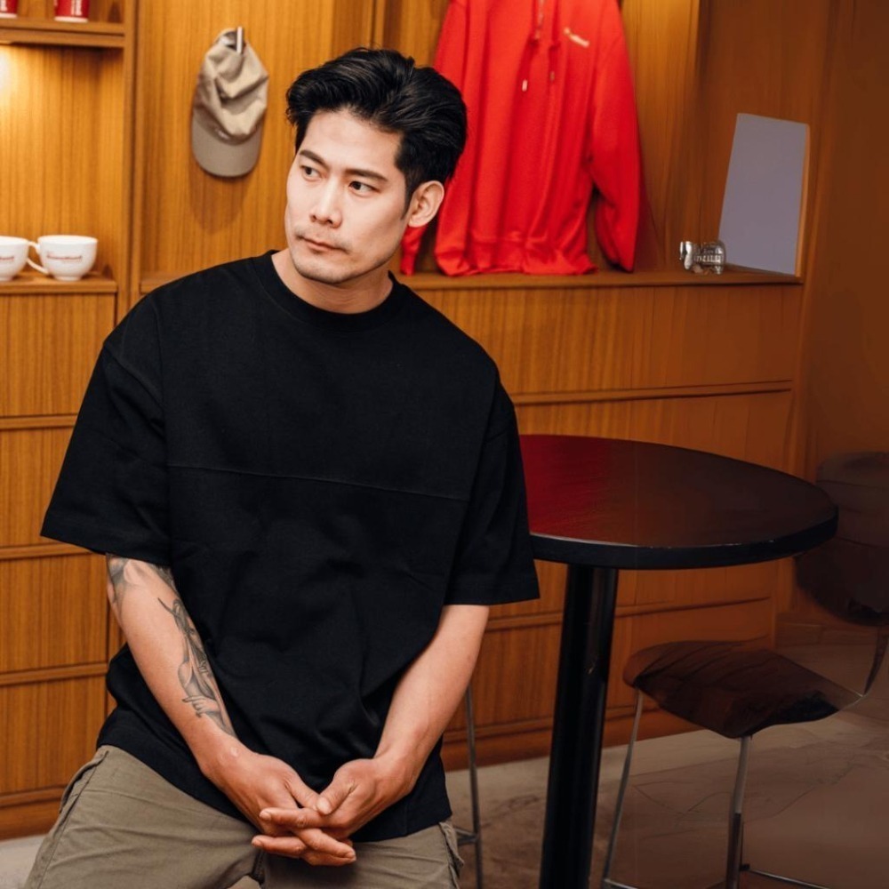 ◖現貨快速出貨◗ TAICHI素T專賣｜庫克｜重磅 寬大版型 立體剪裁 男生短袖 T恤 素T 落肩oversized-細節圖6