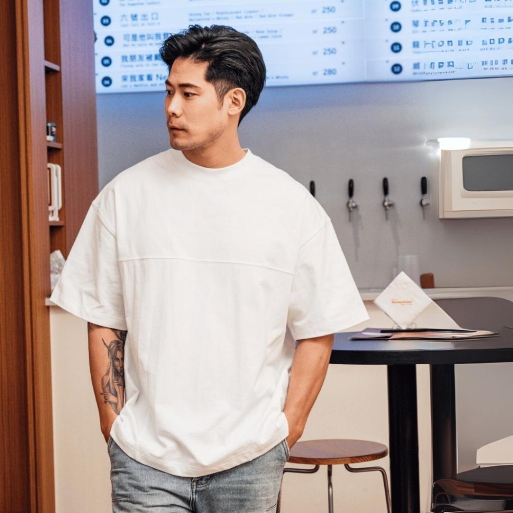 ◖現貨快速出貨◗ TAICHI素T專賣｜庫克｜重磅 寬大版型 立體剪裁 男生短袖 T恤 素T 落肩oversized-細節圖3